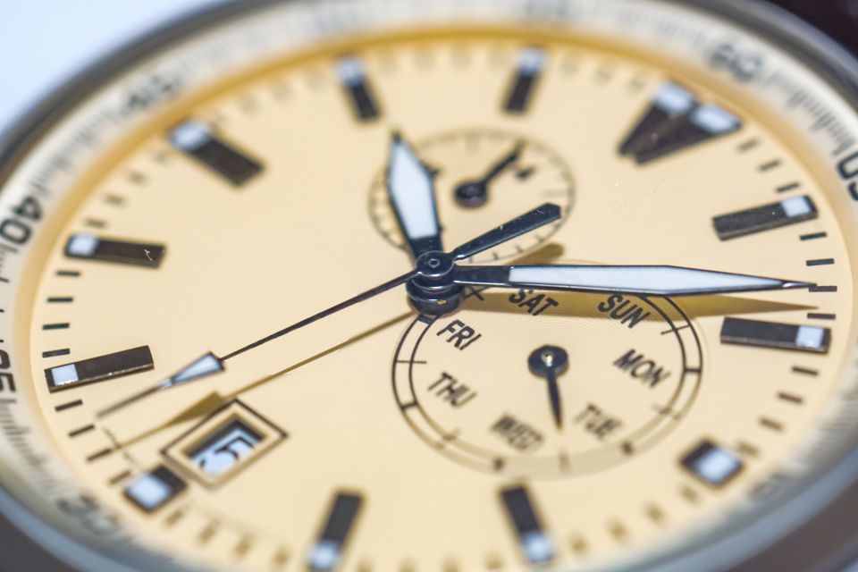 雨にも日差しにも負けない快適な暮らしを支える傘の選び方と活用術