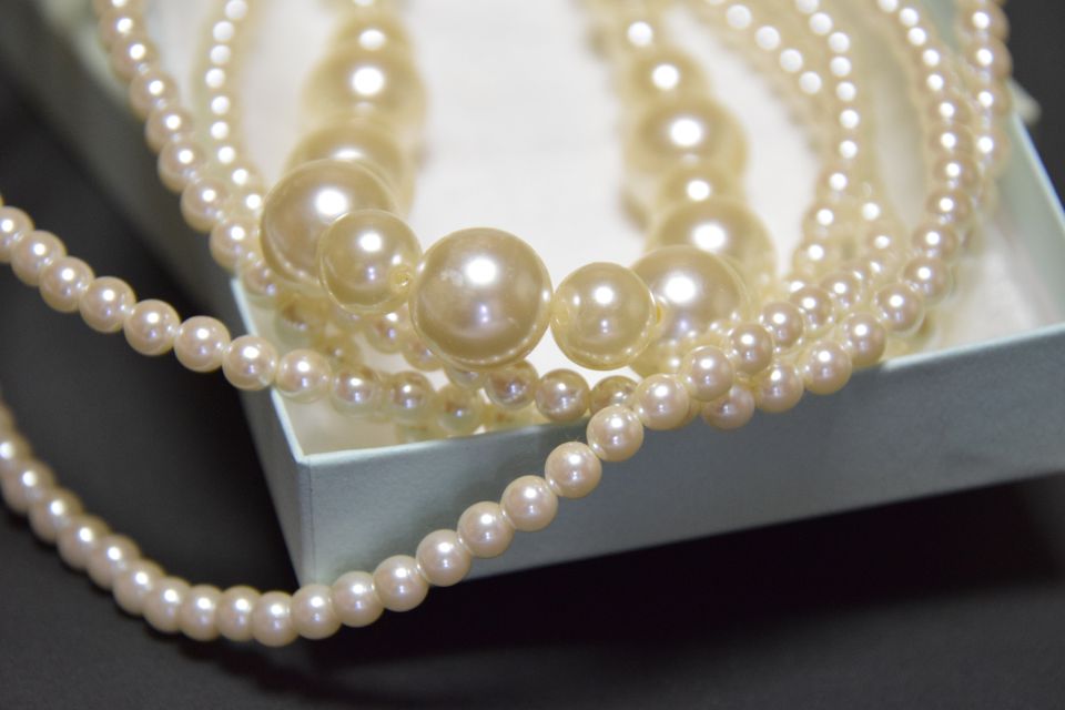 完全遮光で猛暑も安心紫外線から守る最強の日傘と選び方のポイント