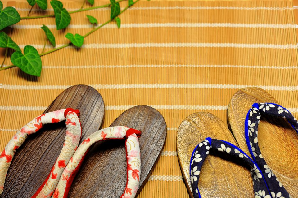 今や命を守る必須装備日傘を持たない人は夏に消耗する危険な理由